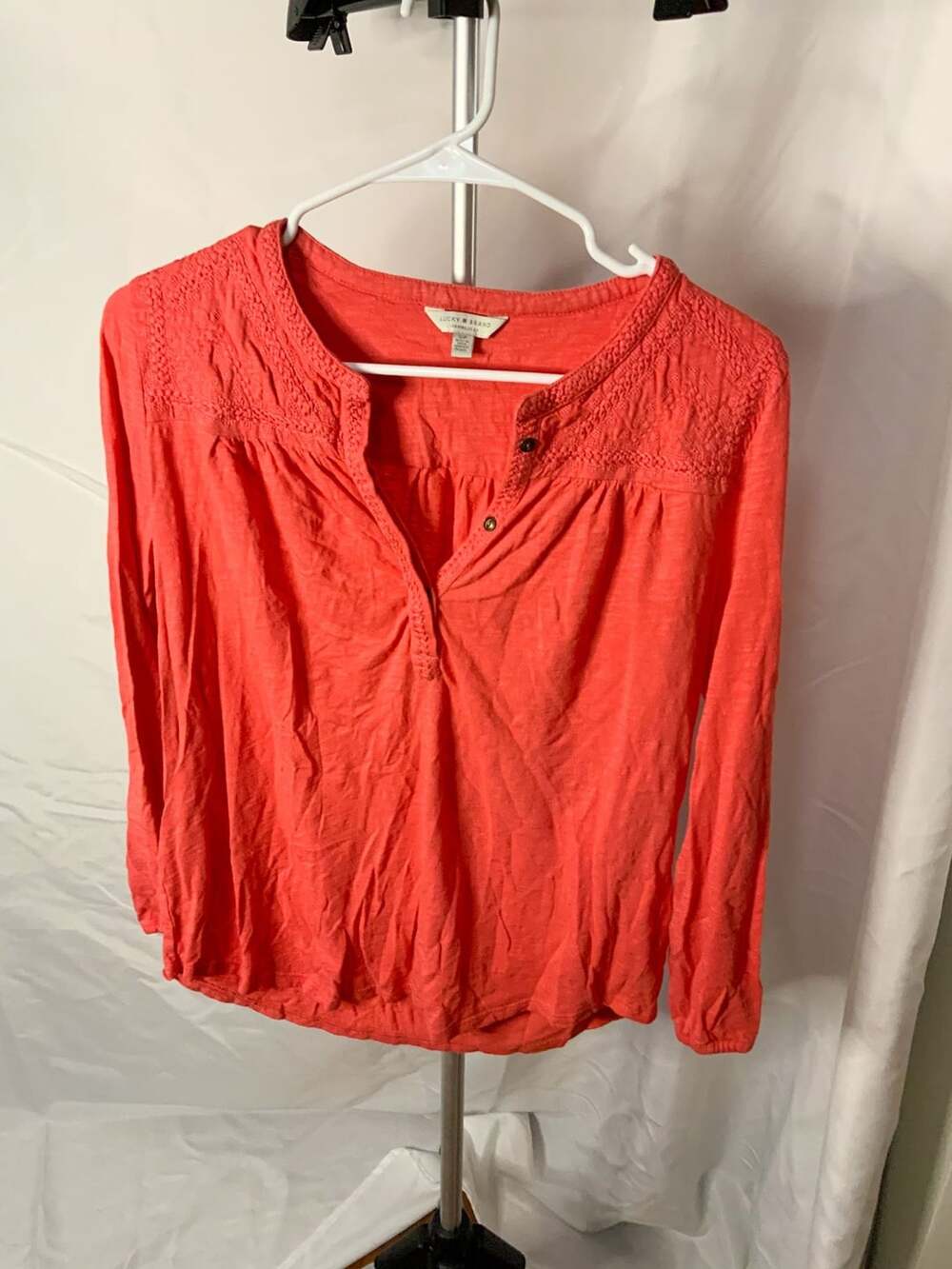 Lucky Brand Embroidered Blouse Women’s Size S Coral